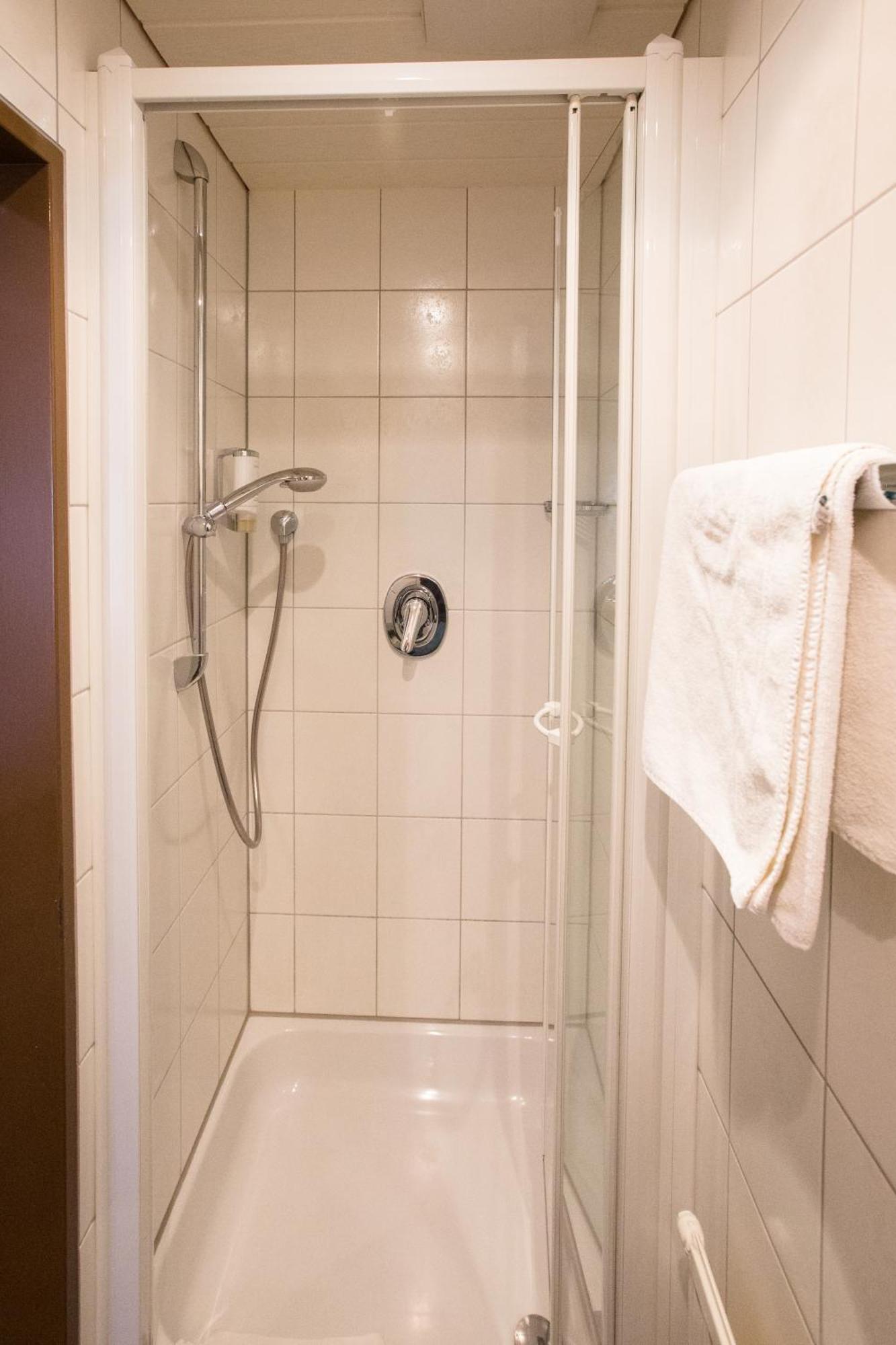 Hotel-Gasthof Goldener Greifen Rothenburg ob der Tauber Szoba fotó
